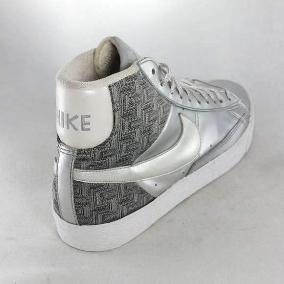 Pair NIKE Blazer SP Metallic Silver/White Sneakers VTG Sz 10 US M 11.5 W - Picture 7 of 8